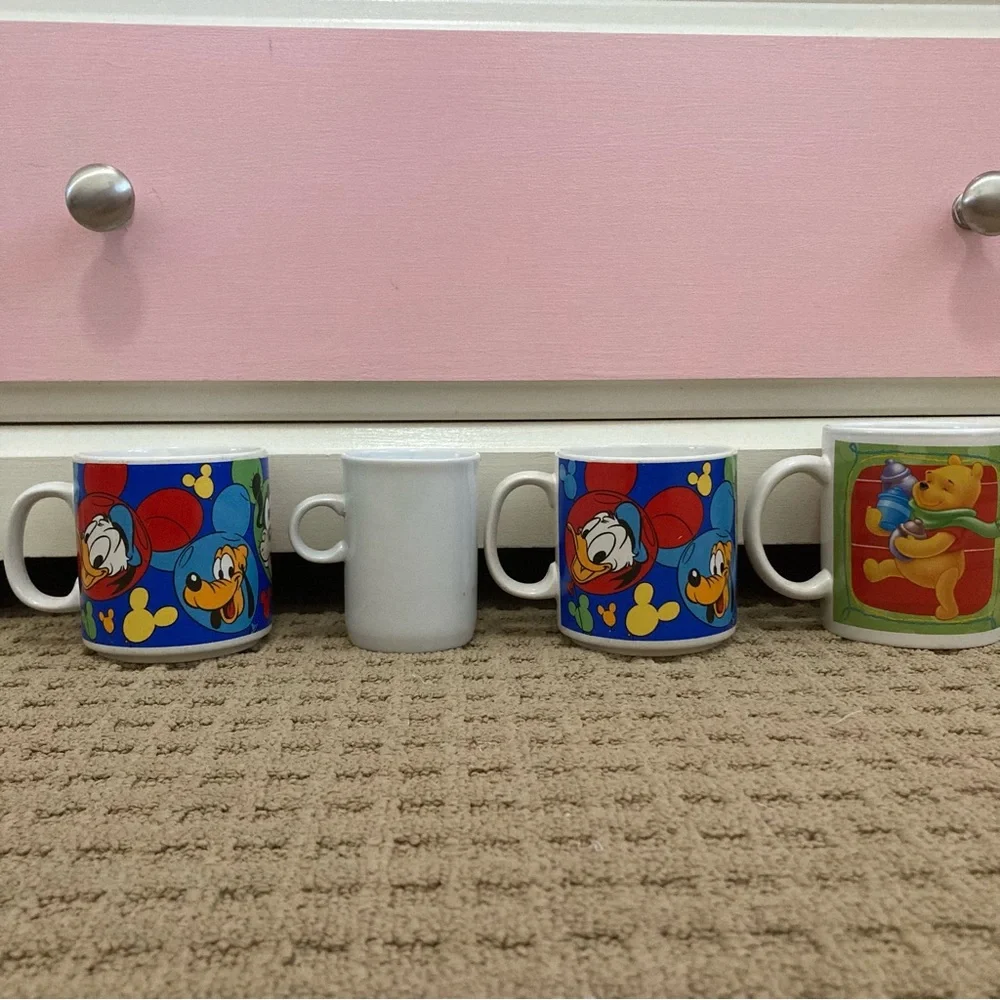 Disney mug bundle - Picture 2 of 3
